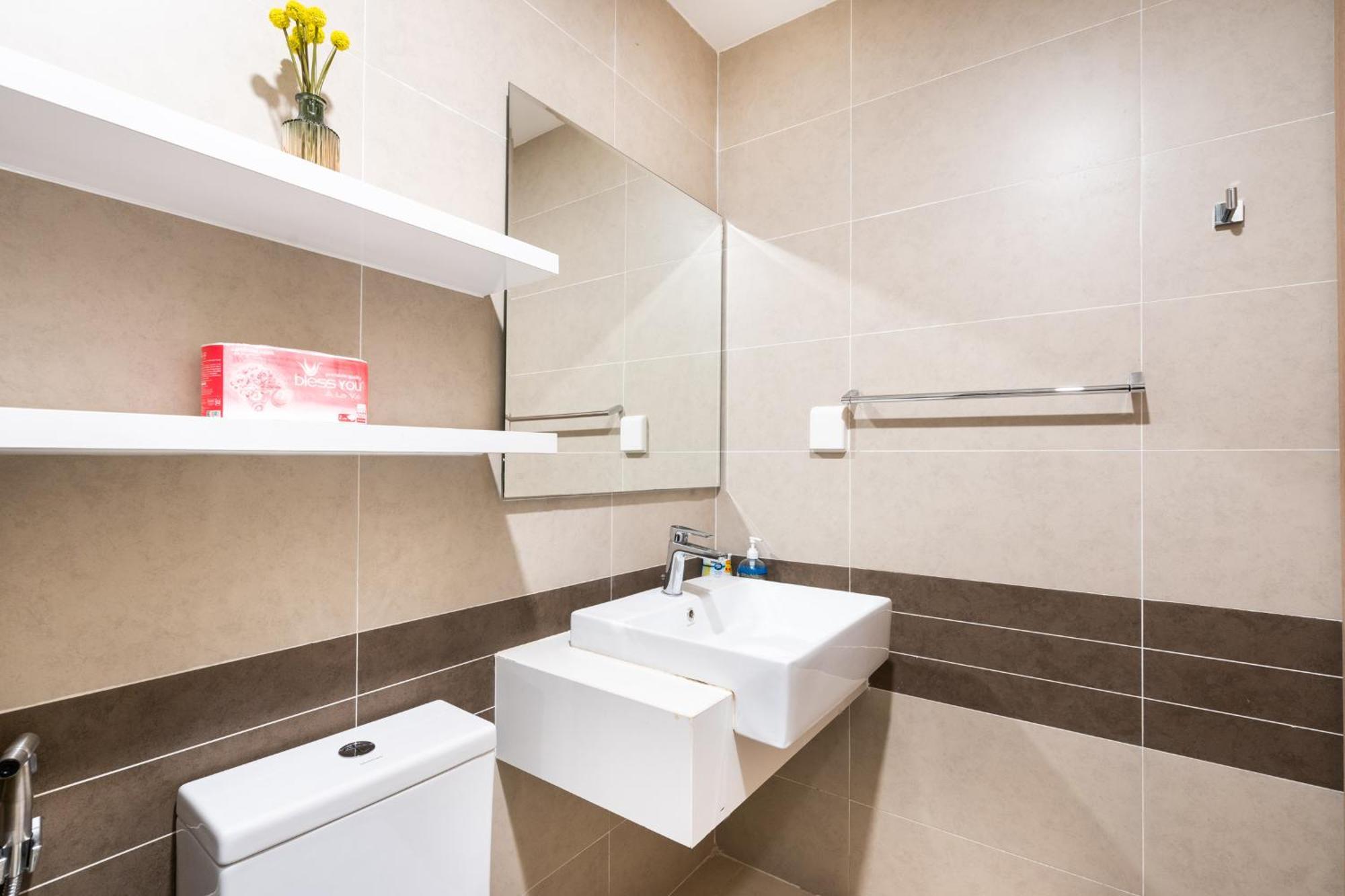 Henry Home - Rivergate Ho Şi Min Dış mekan fotoğraf